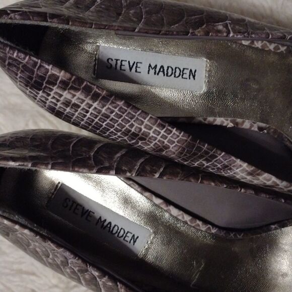 steve madden snake print heels - Picture 7 of 8